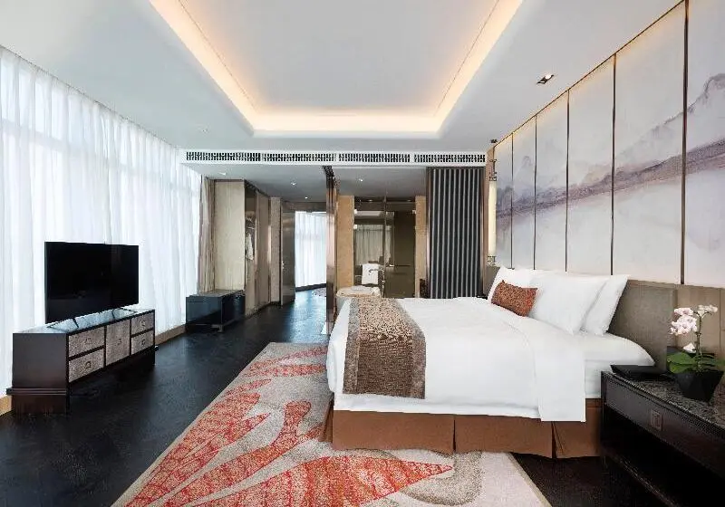 Premium-huone, Hualuxe Wuhu, An Ihg