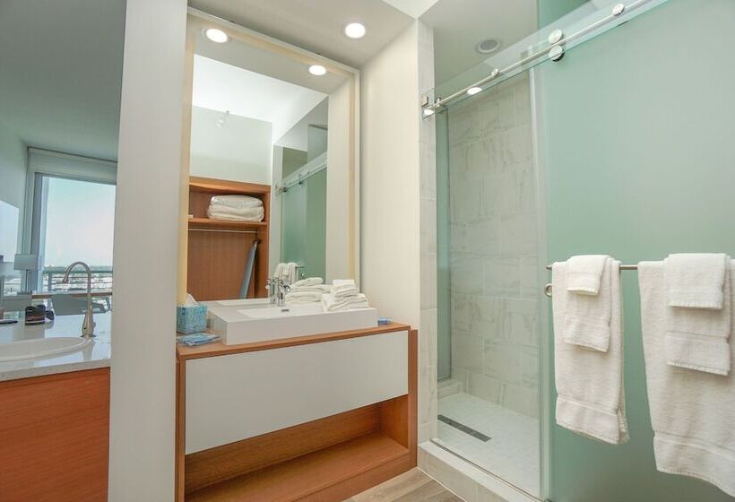 带2个双人床的标准工作室, Maritime Fort Lauderdale Cruise Port