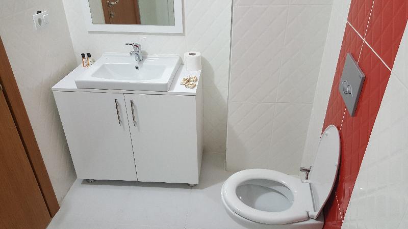 Camera Familiare, Sanli Blue