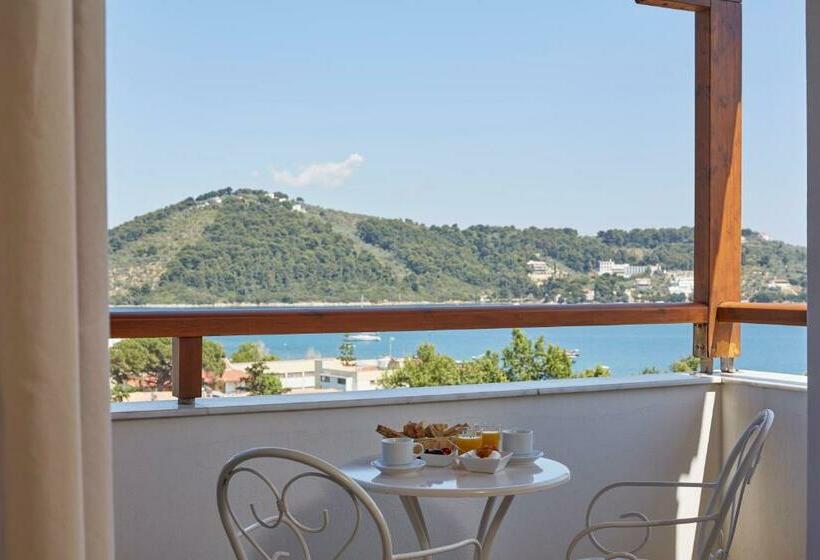 바다 전망 스위트, Skiathos Living