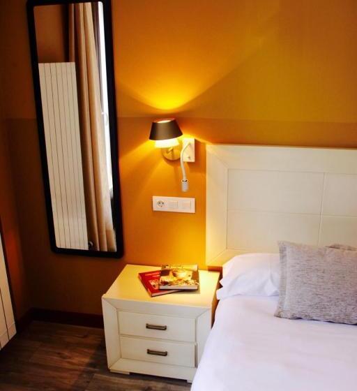 Апартаменты Deluxe 2 Спальни, Apartahotel Tres Quiñones