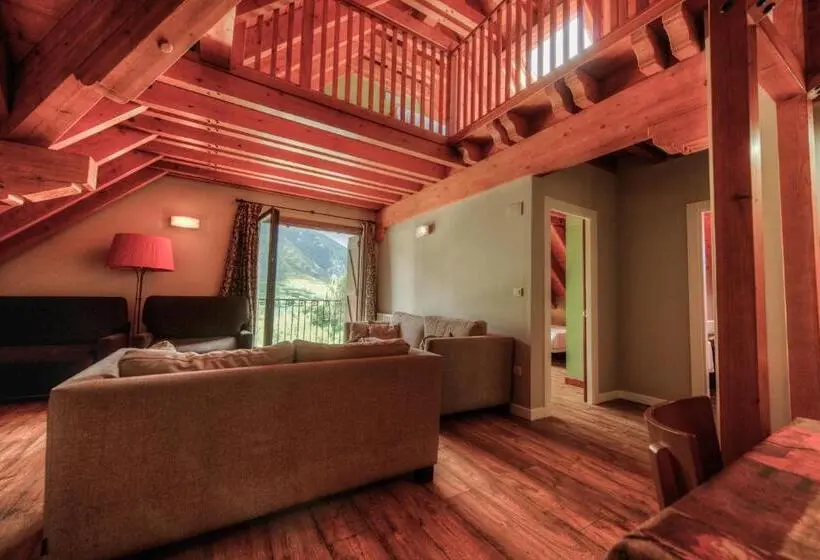 ３ベッドルームのデラックスアパートメント, Apartahotel Tres Quiñones