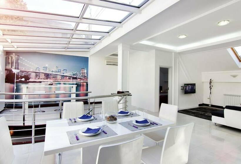 آپارتمان لوکس 2 خوابه, Central Park Residence