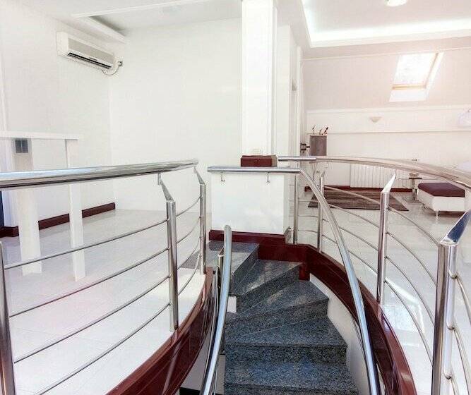 آپارتمان لوکس 2 خوابه, Central Park Residence