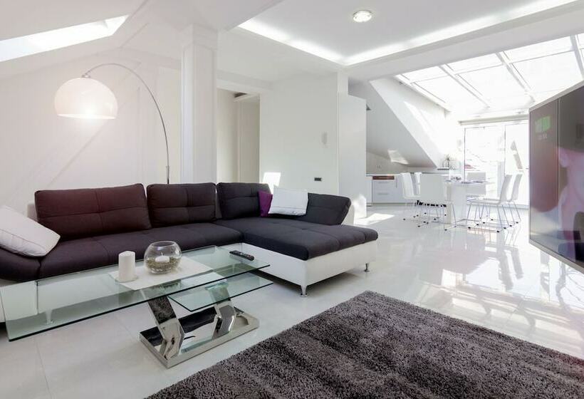 آپارتمان لوکس 2 خوابه, Central Park Residence