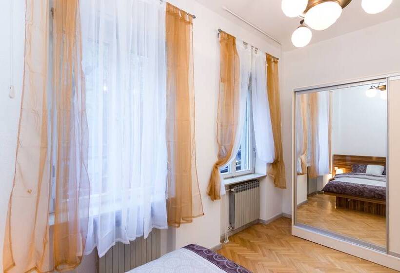 آپارتمان لوکس 2 خوابه, Central Park Residence