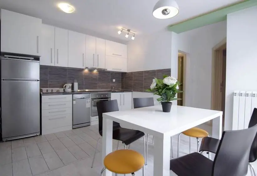 , Central Park Residence