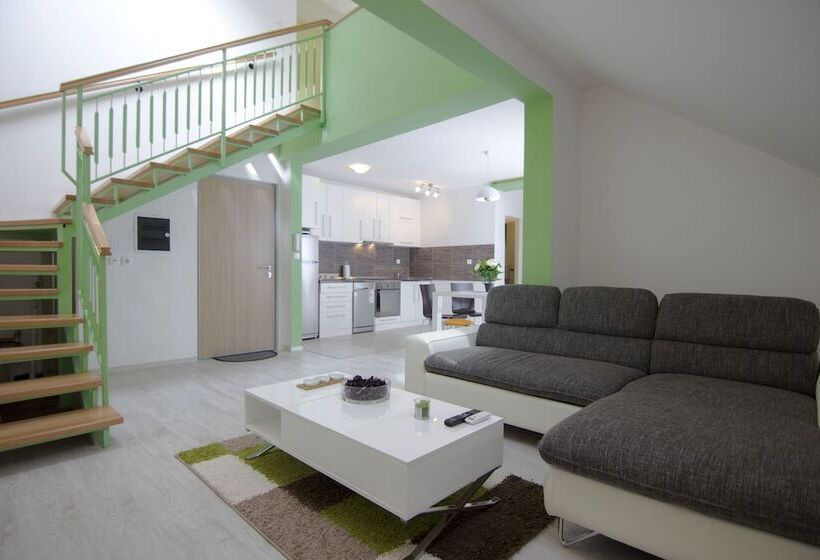 , Central Park Residence