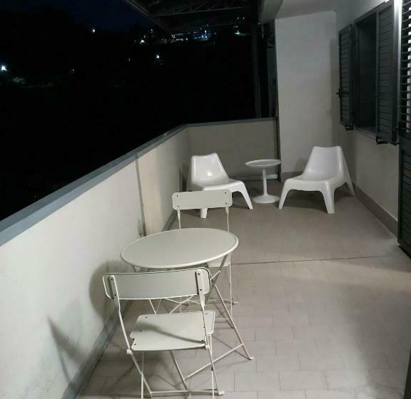 اتاق استاندارد با تخت بزرگ, Civico 27