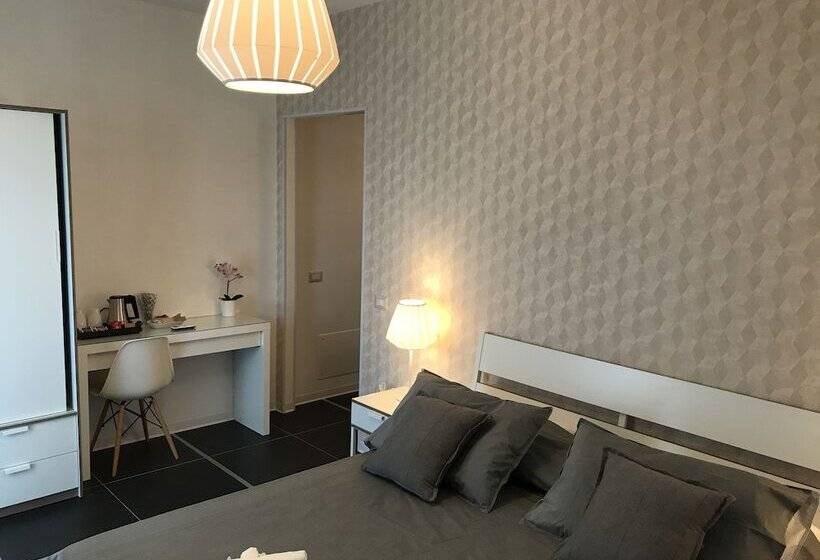 اتاق استاندارد با چشمانداز, Civico 27