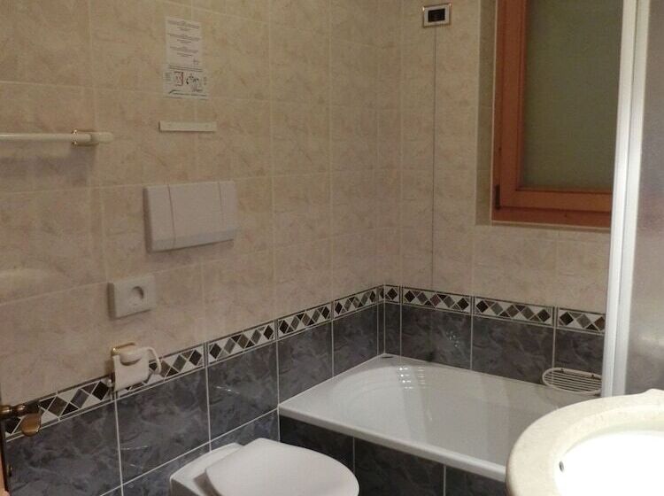 클래식 룸, Garni Criss