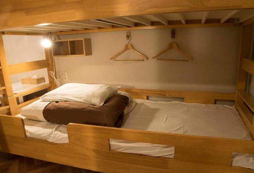 Номер Стандарт с Койками Совместная Ванная, Jhoppers Kumano Yunomine Guesthouse