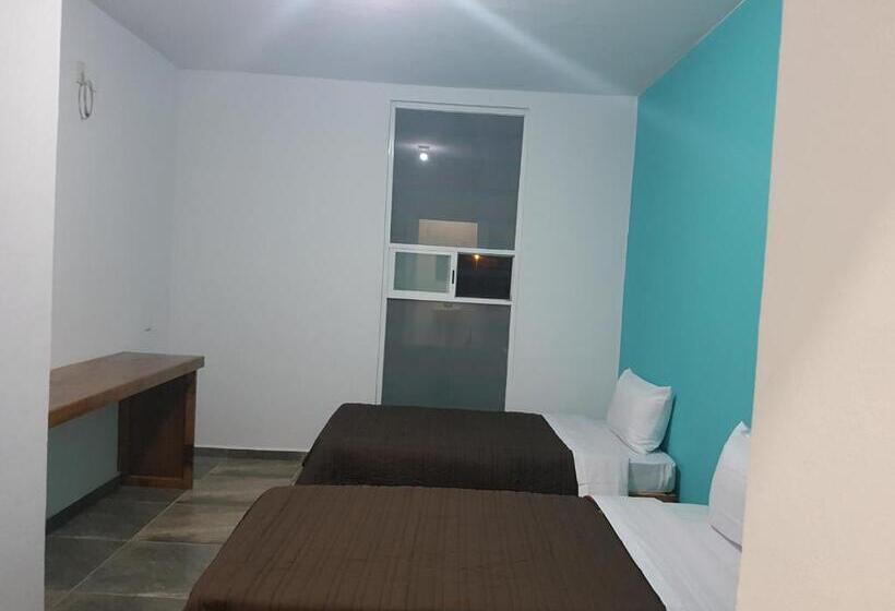 Quarto Estandar, La Siesta Del Patron