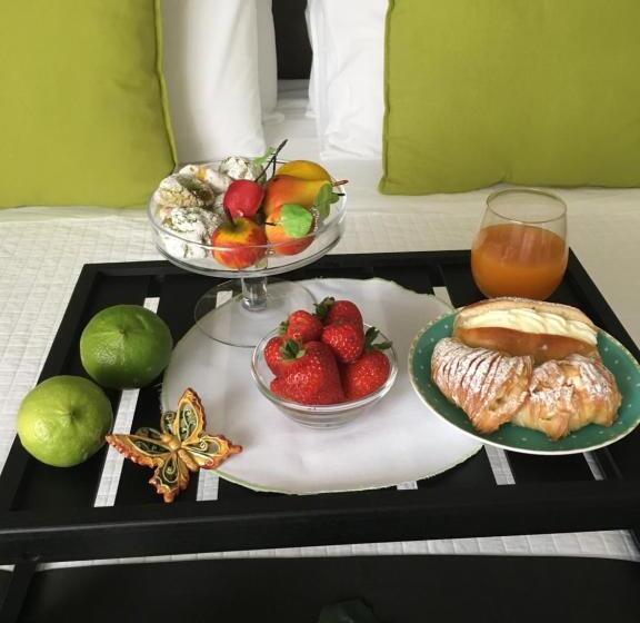 اتاق استاندارد سه نفره, L`essenza B&b