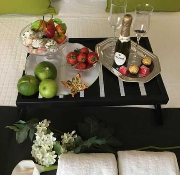 اتاق استاندارد سه نفره, L`essenza B&b