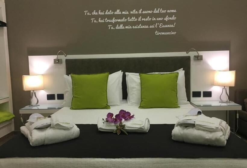 اتاق استاندارد سه نفره, L`essenza B&b