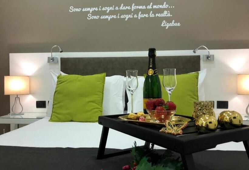 اتاق لوکس با چشمانداز دریا, L`essenza B&b