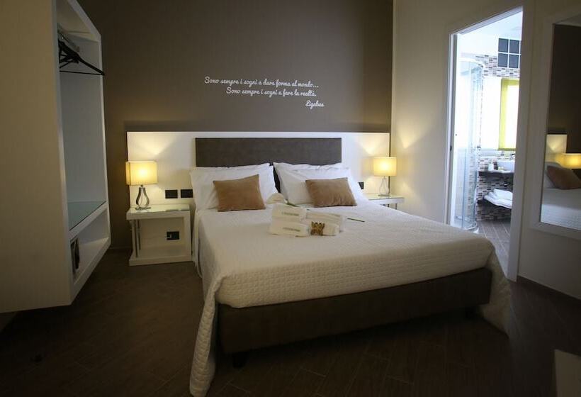 اتاق لوکس با چشمانداز دریا, L`essenza B&b