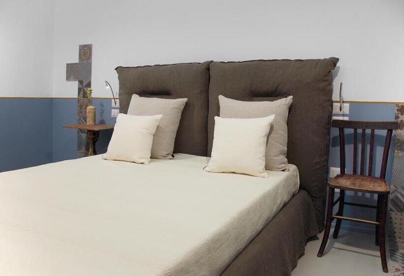 带大床的高级房间, Piano Piano Rooms