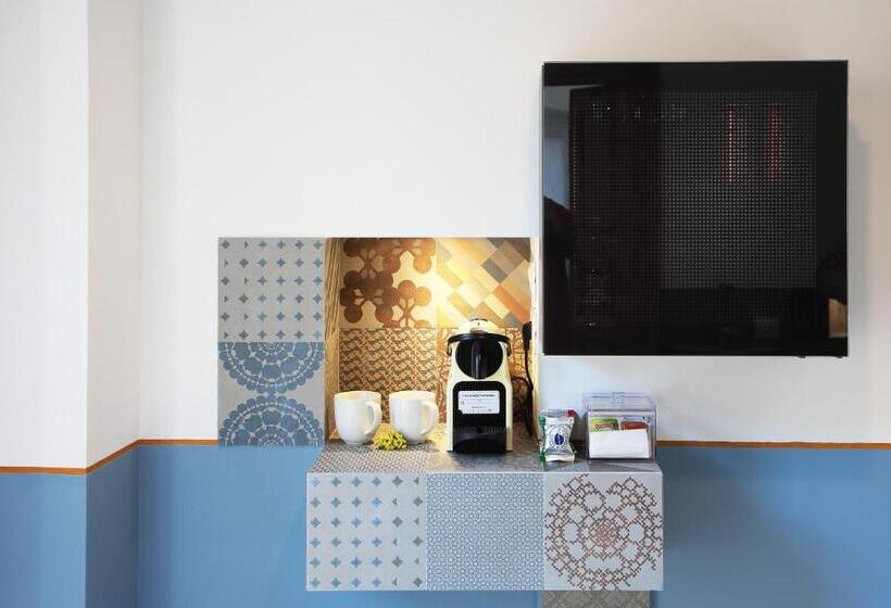 带大床的高级房间, Piano Piano Rooms