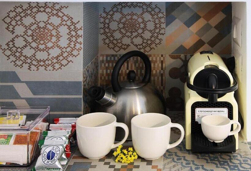 豪华房间, Piano Piano Rooms