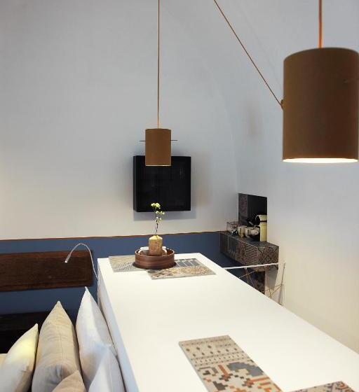 豪华房间, Piano Piano Rooms