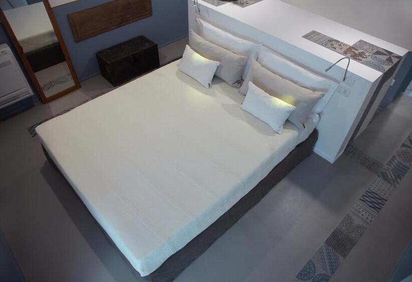 豪华房间, Piano Piano Rooms