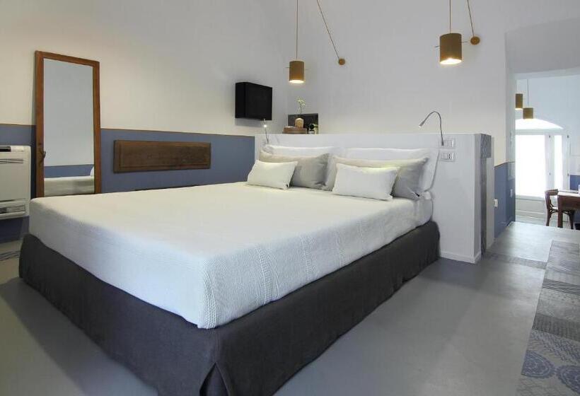 豪华房间, Piano Piano Rooms