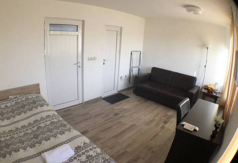 ダブルベッドのベーシックルーム, Samuil Apartments