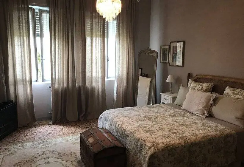 ガーデンビュースタンダードルーム, Villa House And Garden B&b