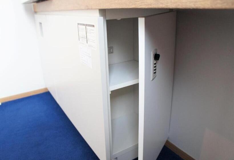 バス共有のスタンダードルーム, Webase Hakata Hostel