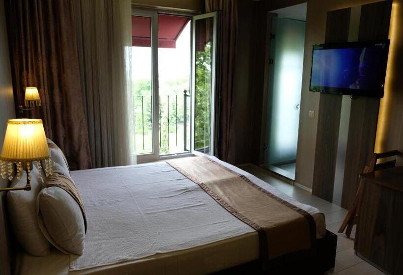 اتاق استاندارد, Turk Inn Ferro