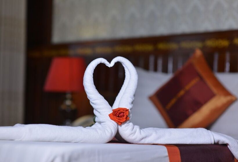 اتاق لوکس, Golden Time Hostel 3