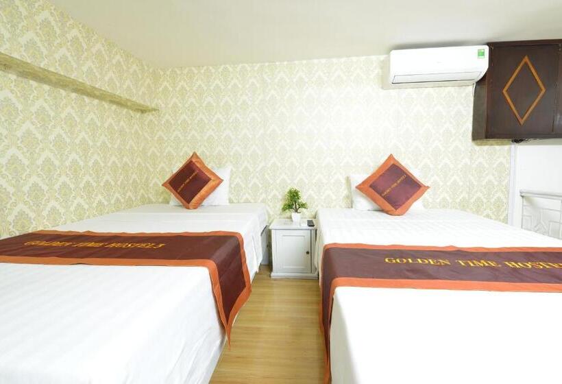 اتاق پایه با سرویس بهداشتی مشترک, Golden Time Hostel 3