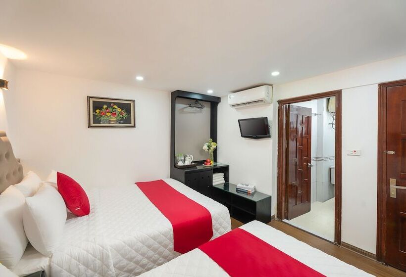 اتاق خانوادگی, Golden Time Hostel 3