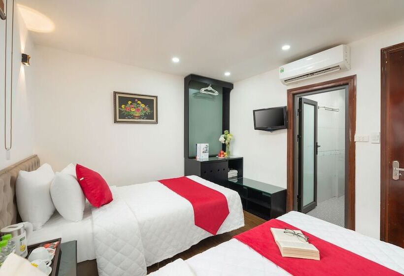 اتاق خانوادگی, Golden Time Hostel 3