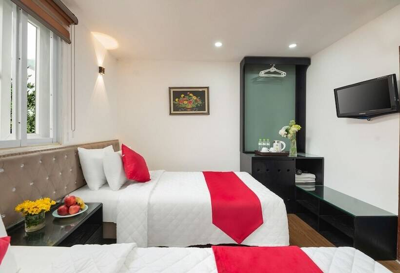 اتاق خانوادگی, Golden Time Hostel 3