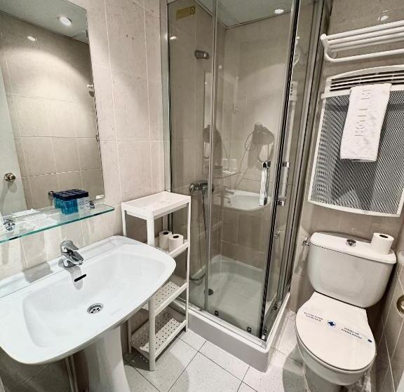 اتاق استاندارد سه نفره, Merino