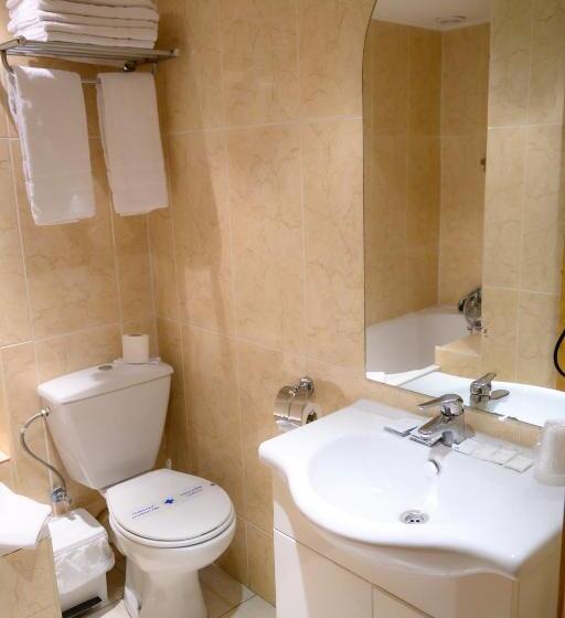 اتاق استاندارد سه نفره, Merino