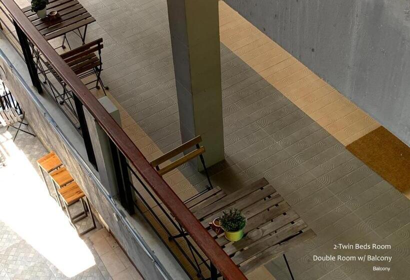 스탠다드 발코니 룸, Stay Samed Hostel