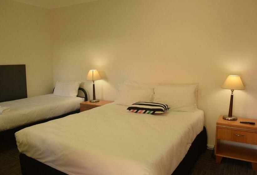 标准单人间, Crown Central Business District Motel   No Under 18s