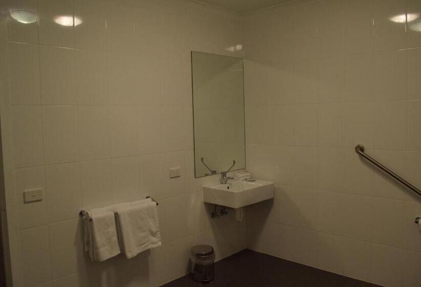 标准单人间, Crown Central Business District Motel   No Under 18s