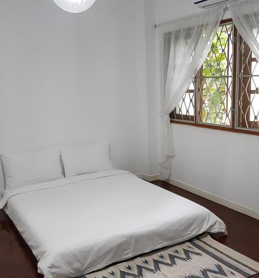 غرفة قياسية حمام مشترك, Doubletree House