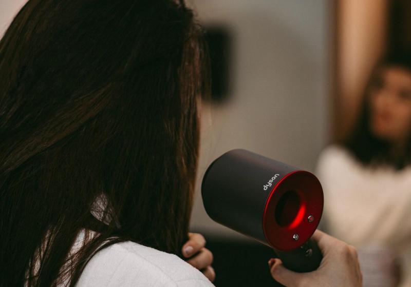 Delüks Üç Kişilik Oda, Kim City