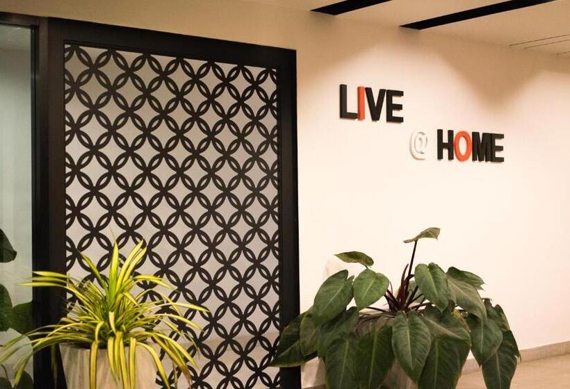 آپارتمان 1 خوابه, Live At Home Sukhumvit 105