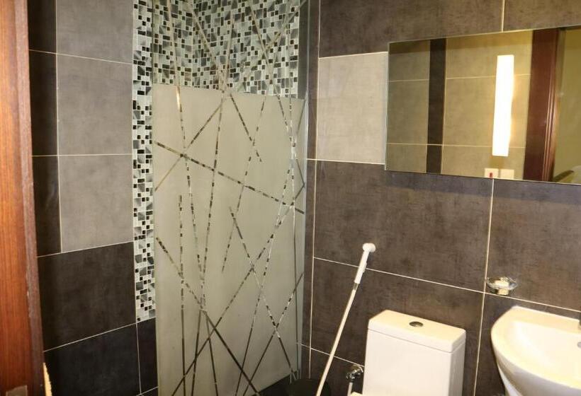 סוויטת 2 חדרי שינה, منزل أبحر للشقق المخدومة   Obhor Home Apartments
