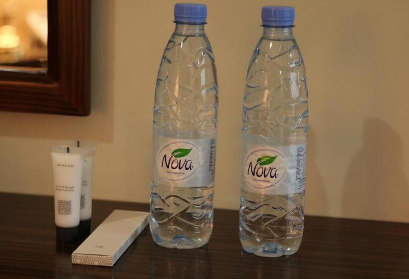 デラックススイート, منزل أبحر للشقق المخدومة Obhor Home Apartments