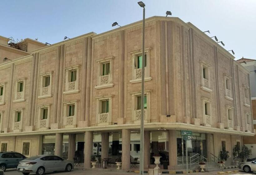 带2个卧室的公寓, Plaza Home