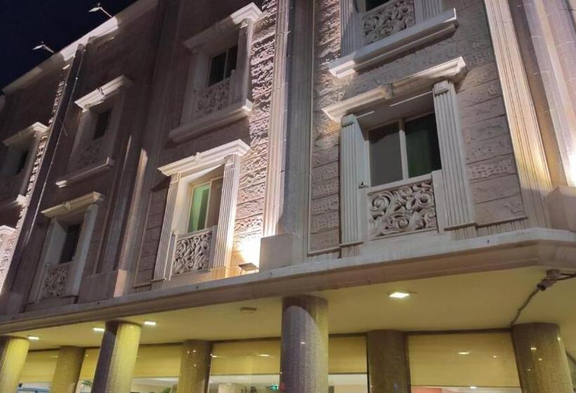 带2个卧室的公寓, Plaza Home