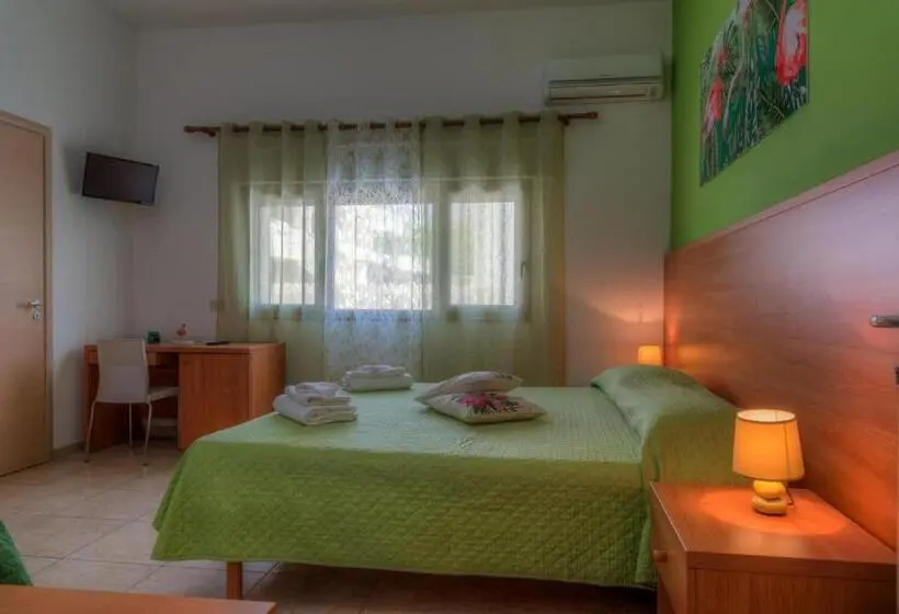 Standard Kolmen Hengen Huone, Aquariumresidence
